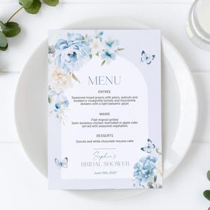 Menú de flores azules / Plantilla editable / Menú de boda imprimible / Brunch nupcial, baby shower y cumpleaños con mariposas y flores