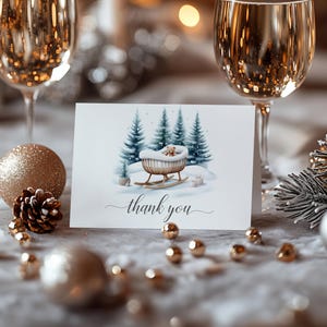 Winter-Dankeschön-Karte | Bearbeitbar Druckbar Vintage-inspirierte Kinderwagen Dankeschön Hinweis | Kiefer und Schneeflocke Babyparty, Gender Neutral Weihnachten