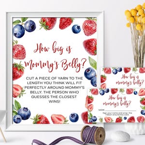 Jogo de Morango e Mirtilo: Qual o Tamanho da Barriga da Mamãe | Placa e Cartões para Chá de Bebê EDITÁVEIS | Modelo de Frutas de Verão para Imprimir