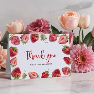 de remerciement aux fraises | Modifiable note de remerciement pour mariage avec motif floral fruits rouges | Carte florale rouge bohème