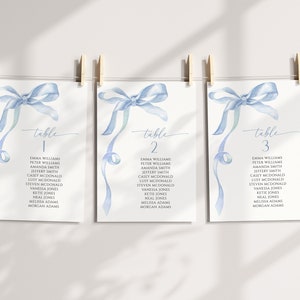 Bruiloft tafelkaart met blauwe strik kleine pagina's | BEWERKBARE sjabloon | Kaarten Vind je zitplaats met blauw lint | DIY-abonnement | Minimalistisch ontwerp