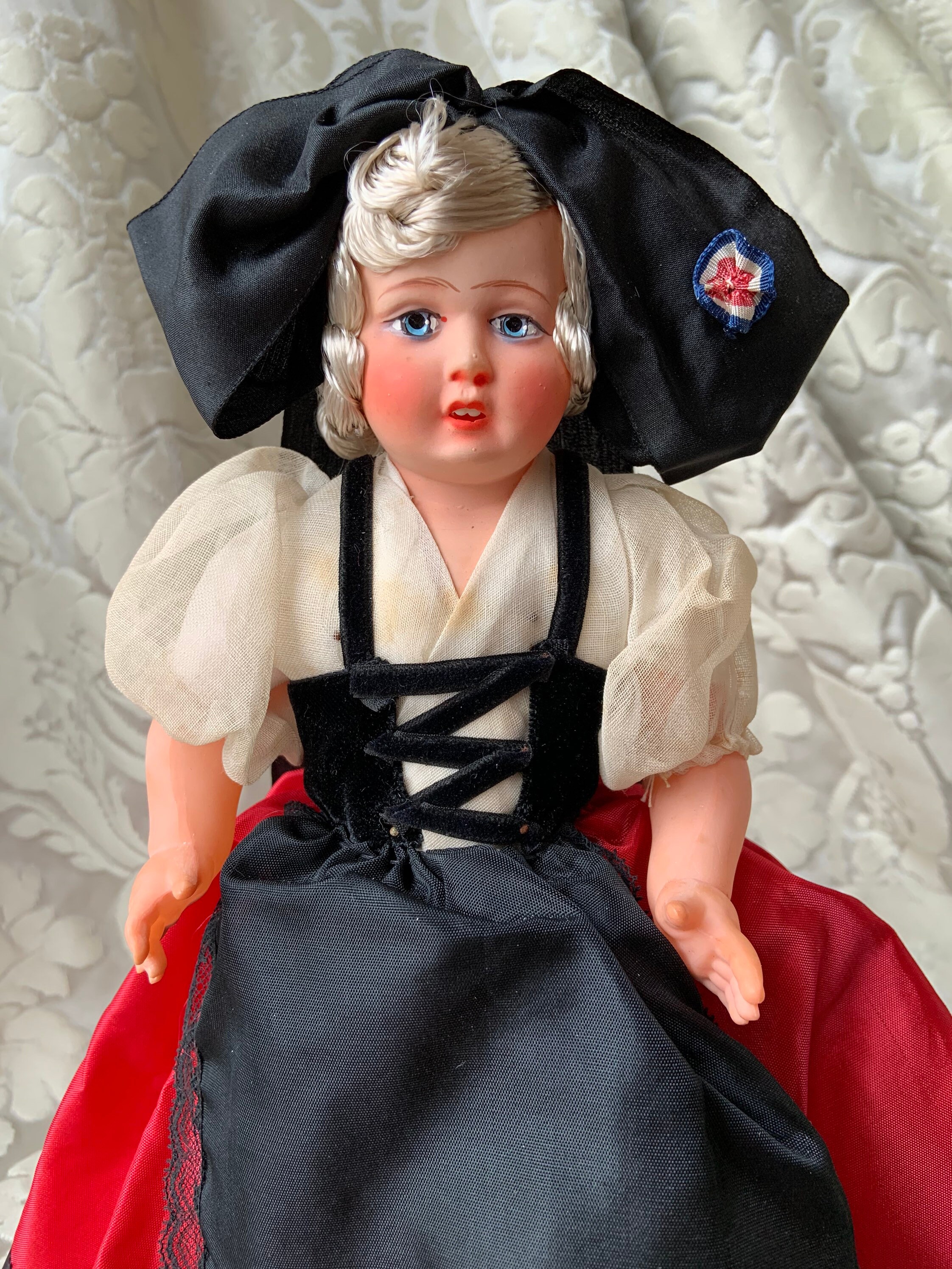 ANCIENNE POUPEE DE salon art déco boudoir