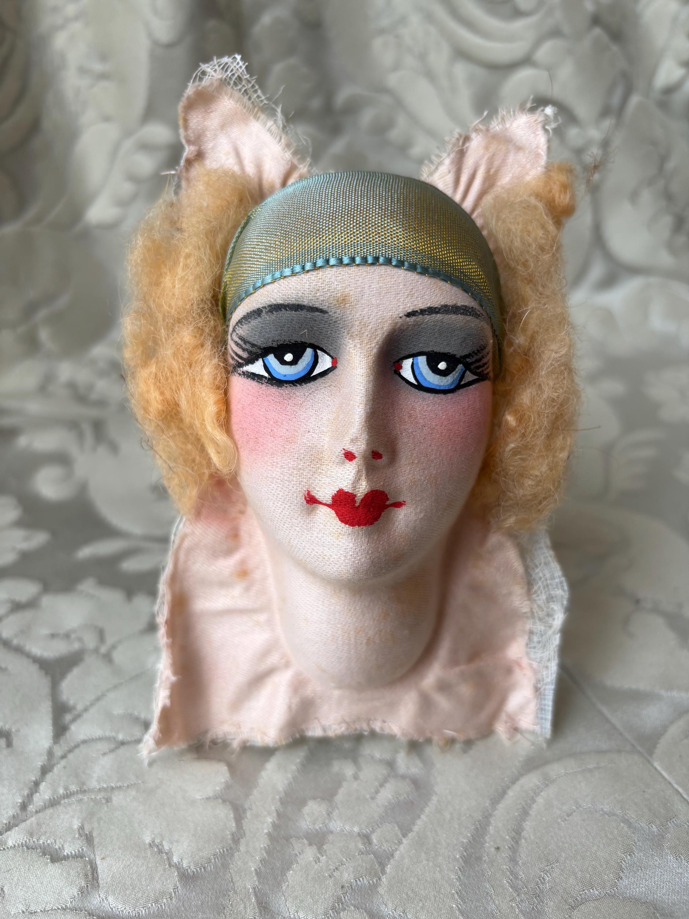 Très Ancienne Tête De Poupée En Porcelaine - Fabrication Française Paris - Vintage