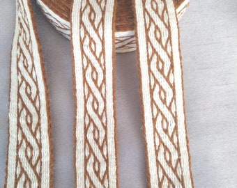 Tablet woven wool trim. Viking reenactment, medieval historical braid. Brown and white.