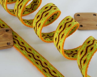 Tablet woven wool trim. Viking reenactment, medieval historical braid. Green, orange and black.