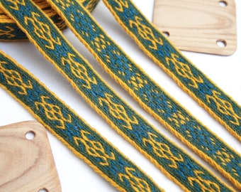 Tablet woven wool trim. Viking reenactment. Green, yellow and blue.