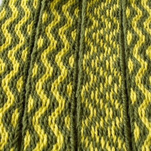 Tablet woven wool trim. Viking reenactment, medieval historical braid. Green and yellow. image 2