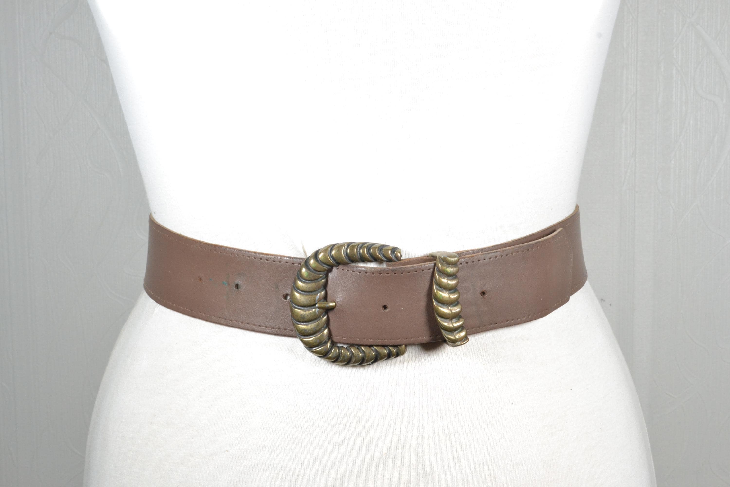 Taupe faux leather chunky gold tone buckle belt dg-42722501-2 main image 3