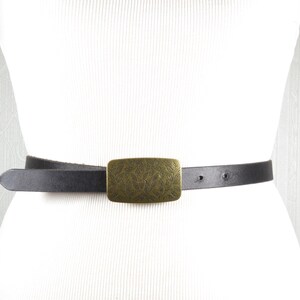 Vintage Black Leather Belt with Ornate Brass Buckle, Classic Women&#39;s Accessory