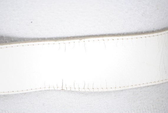 30''-34'' White antique cracked leather belt -  a… - image 6