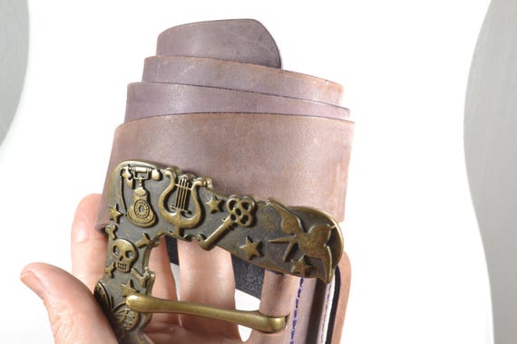 Vintage Mauve Leather Belt, Ornate Brass Killah Buckle, Y2K  display picture 2