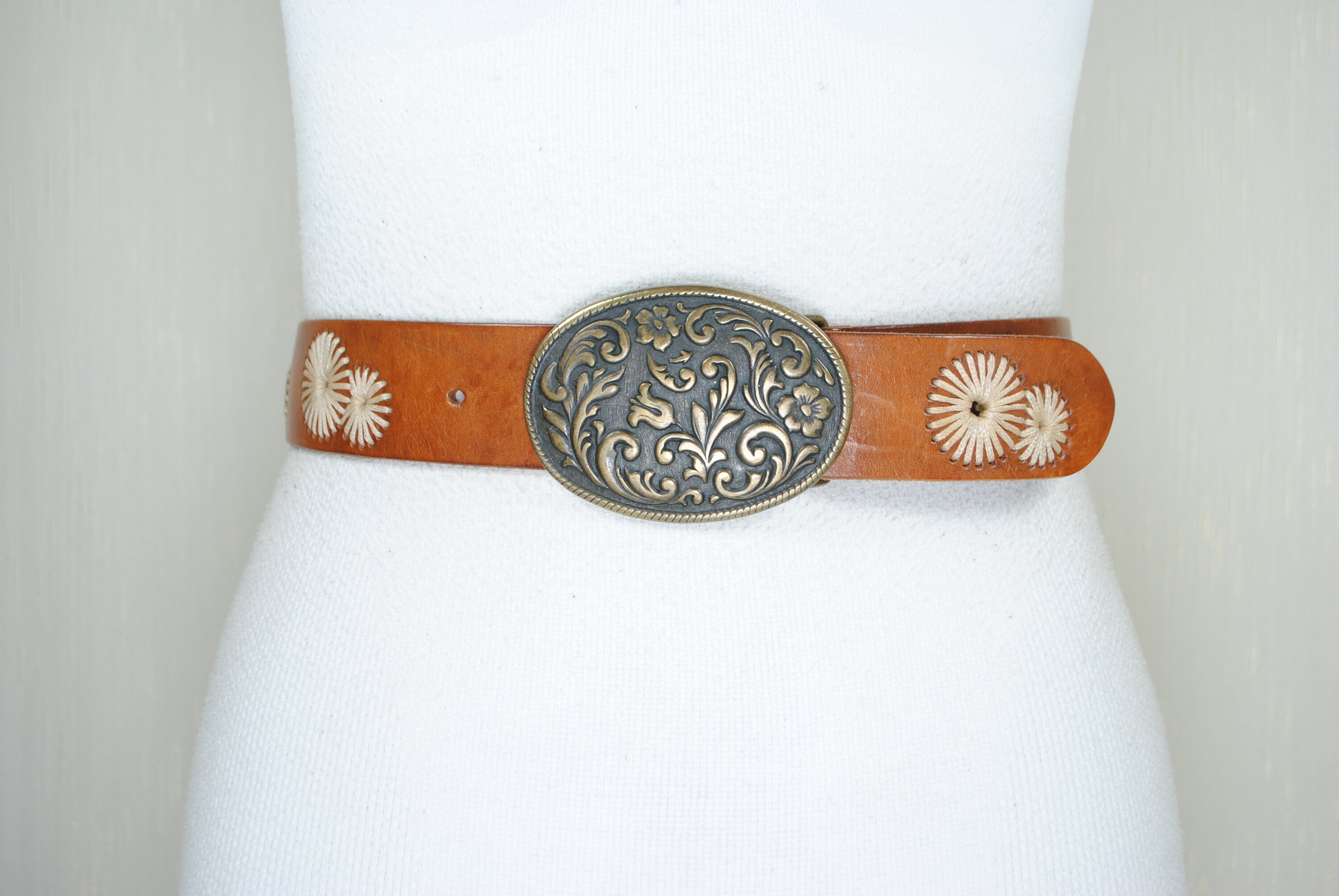 Vintage Cognac Brown Embossed Genuine Leather Belt Unisex Western Boho Vintage Cognac Leather Cowboy Belt: Full Grain Print, Steel  main image 2
