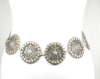 Butterfly Chain Belt: Women display picture 1