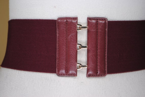 Wide maroon elastic belt - image 8
