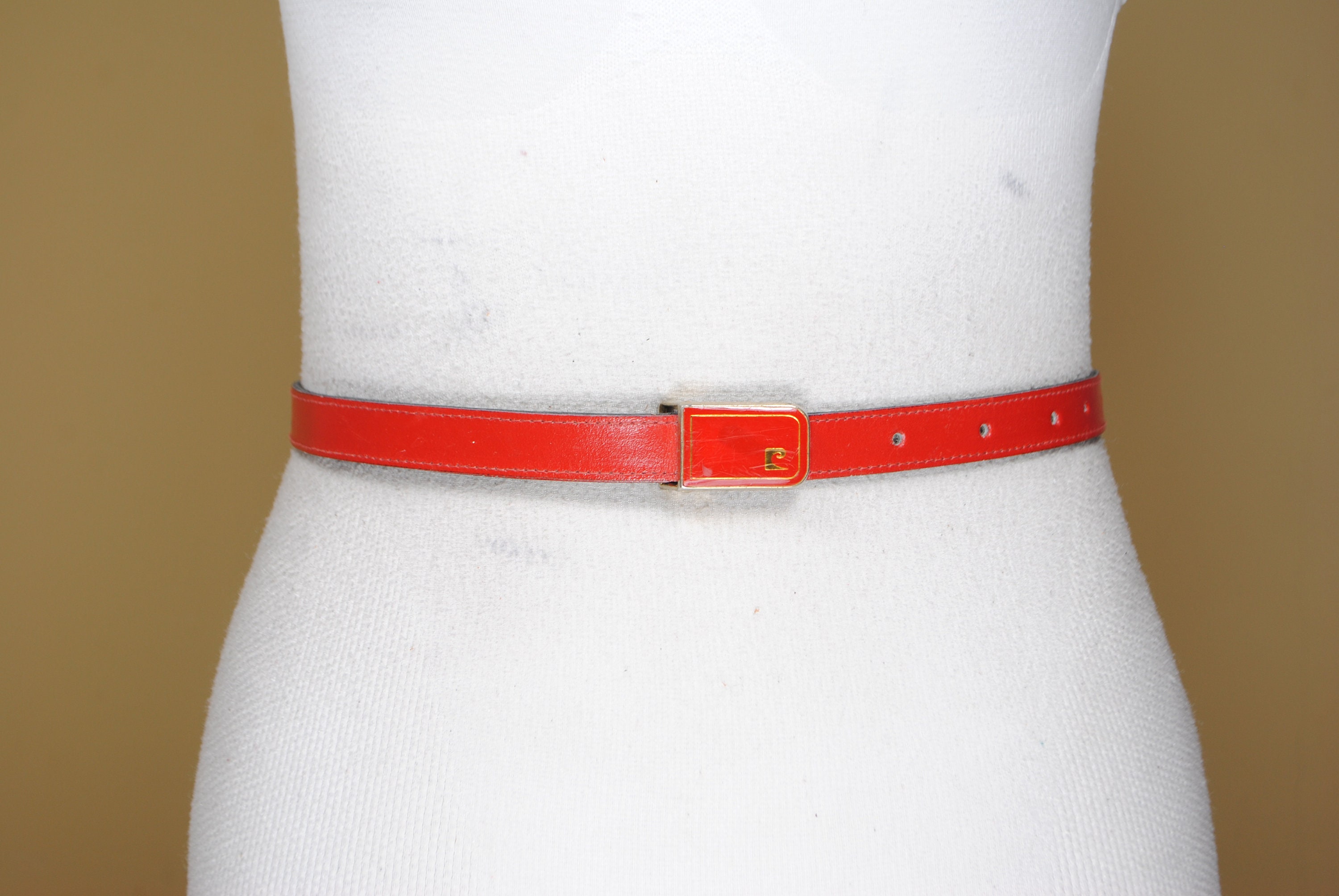 Vintage Red Leather Skinny Belt: Gold Buckle, Minimalist  display picture 3