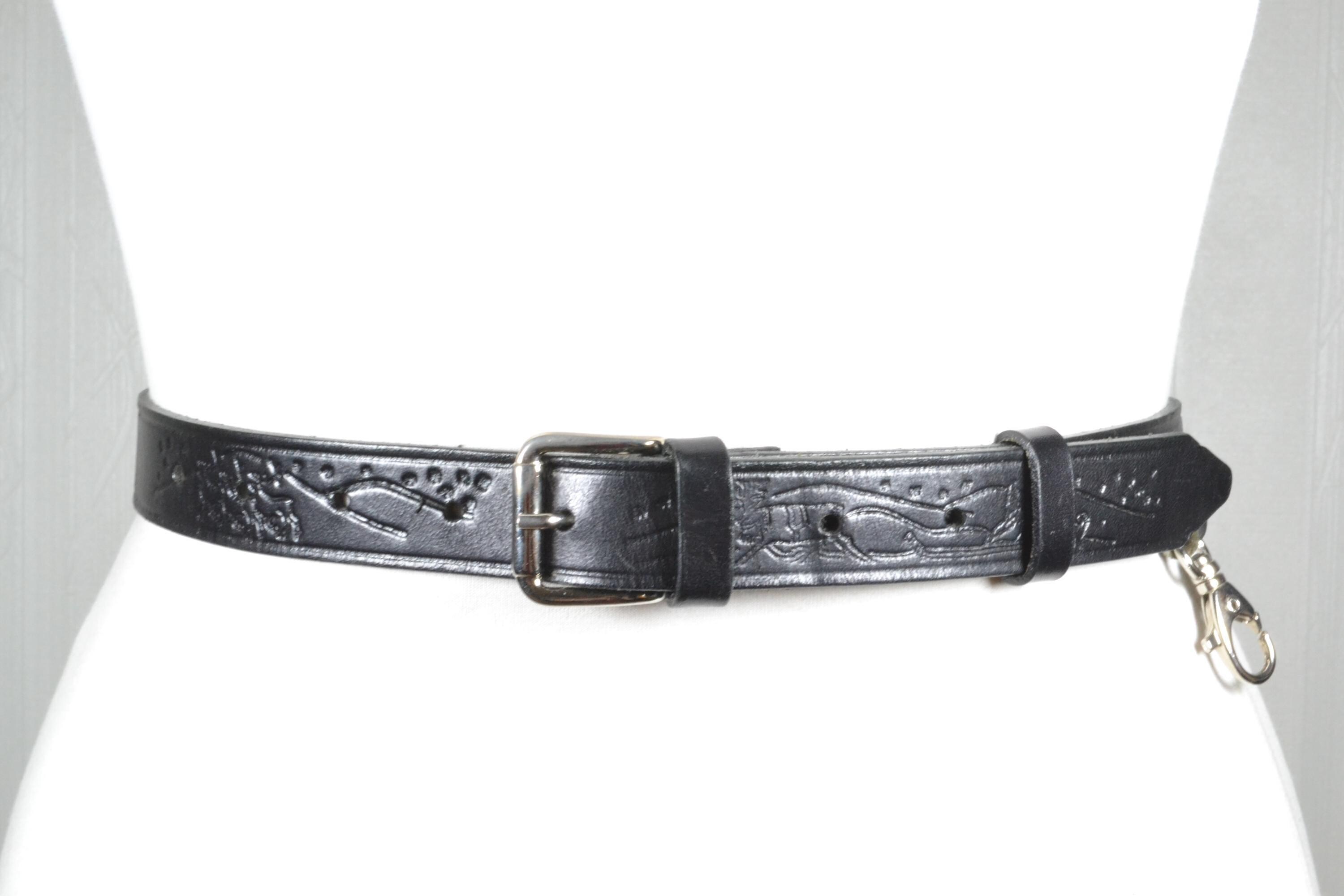 Vintage Black Tooled Leather Belt: Western Animal Motif  display picture 3