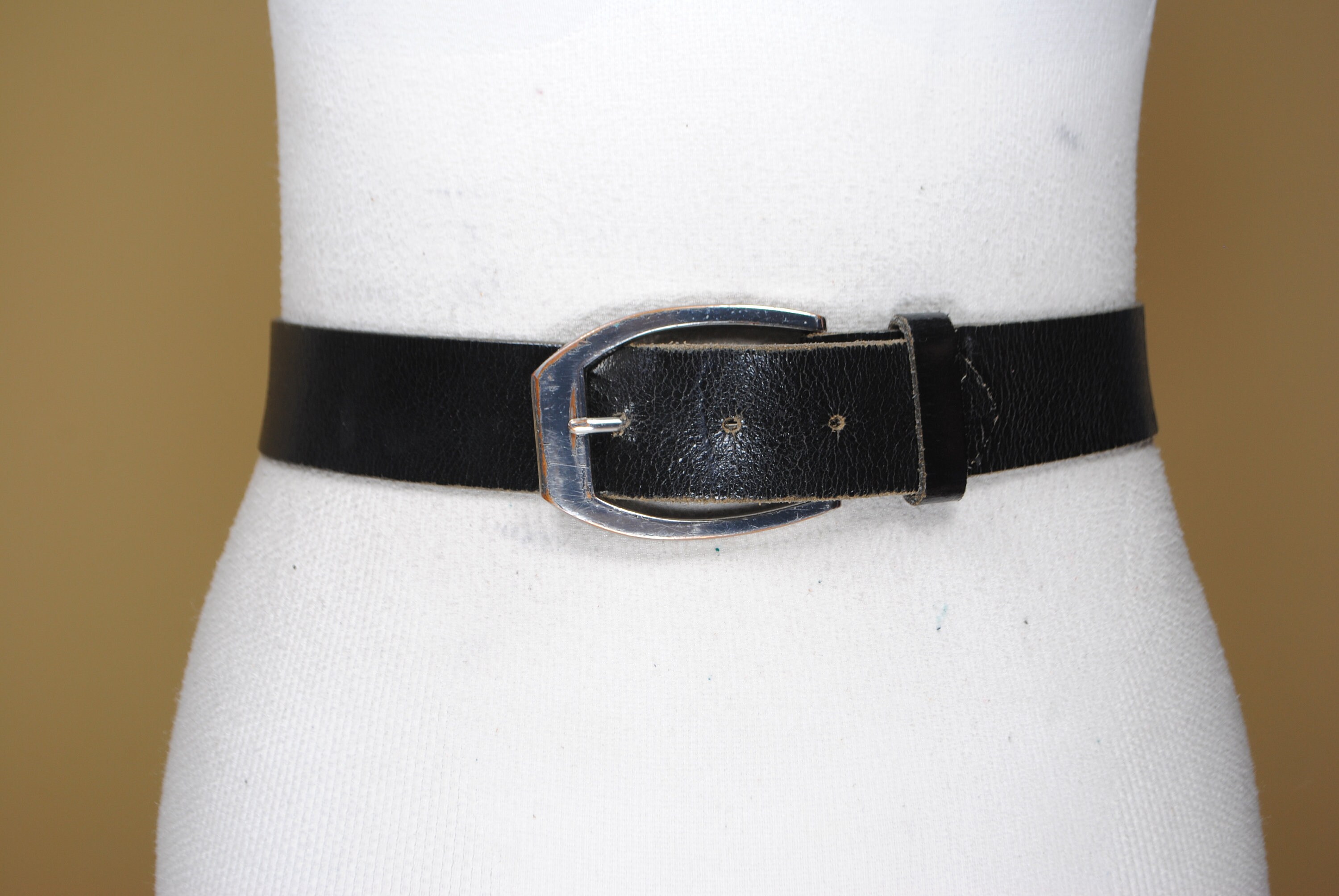Booty Boutique‎ Vintage Black Leather Belt Give Love Belt Buckle Size XL Vintage Vintage Black Leather Belt With Gold Buckle / Adjustable  main image 3