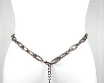 Cintura vintage a catena argentata: cintura boho testurizzata con lunghezza regolabile.