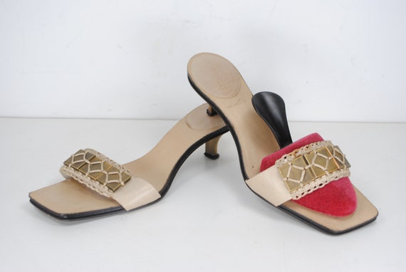 1990s minimalist beige mules with small heel size