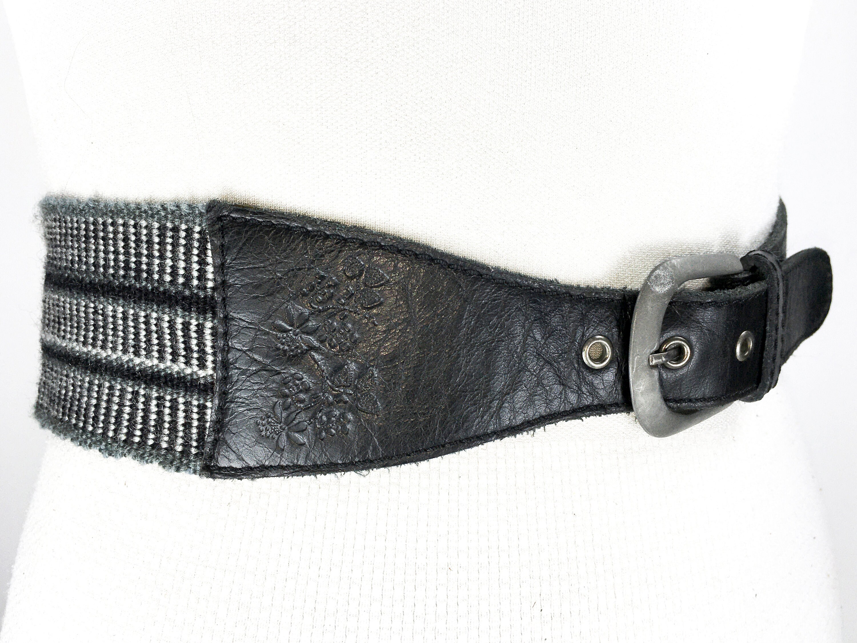 Black Wide Woven Cinch Belt for Women With Leather Accents