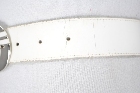 30''-34'' White antique cracked leather belt -  a… - image 4