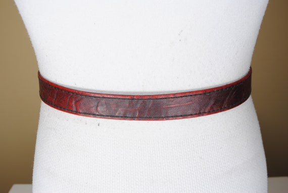 80s 37''-43'' Red Black Vinyl belt for women with… - image 5