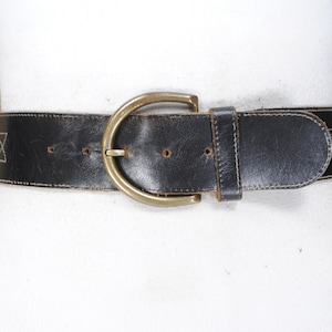 Plain Black Leather Belt for Women with Brass Buckle, Western Cowgirl Stitched Belt, Vintage Black Belt 90s  32&#39;&#39;-36&#39;&#39;