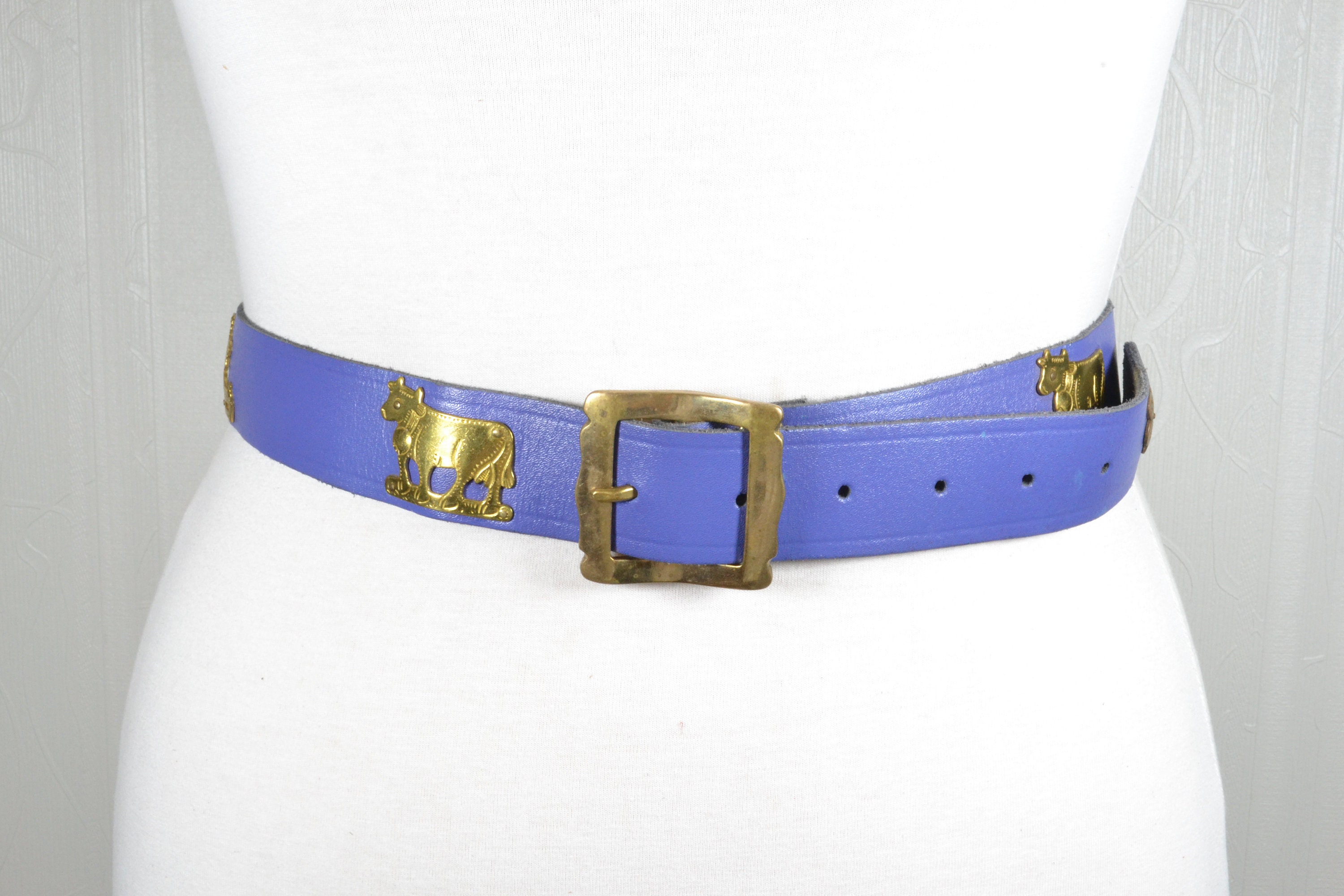 Vintage Blue leather button shaped funky belt with gold hardware 80 main image 2
