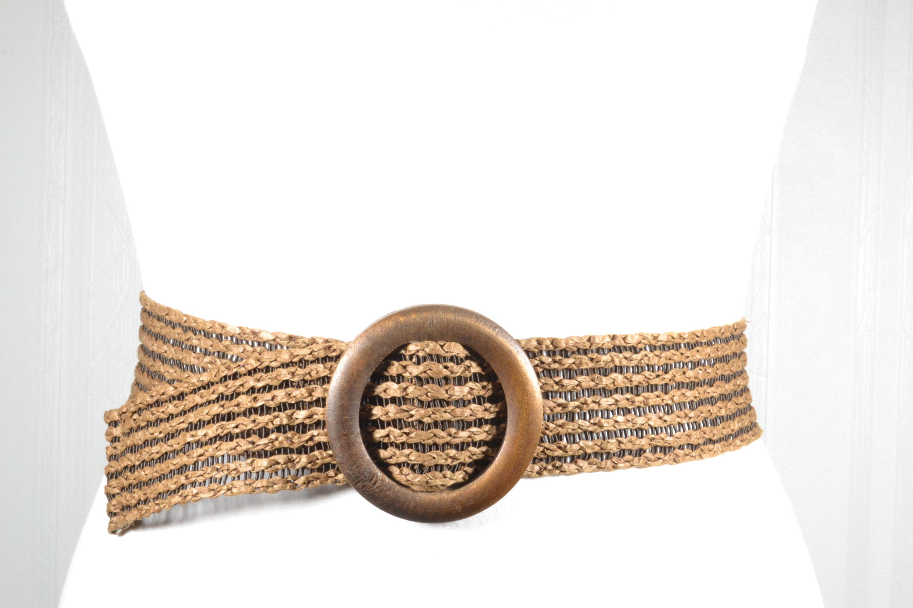 Woven Straw Wide Waist Belt: Boho Braided Belt With Round  display picture 1