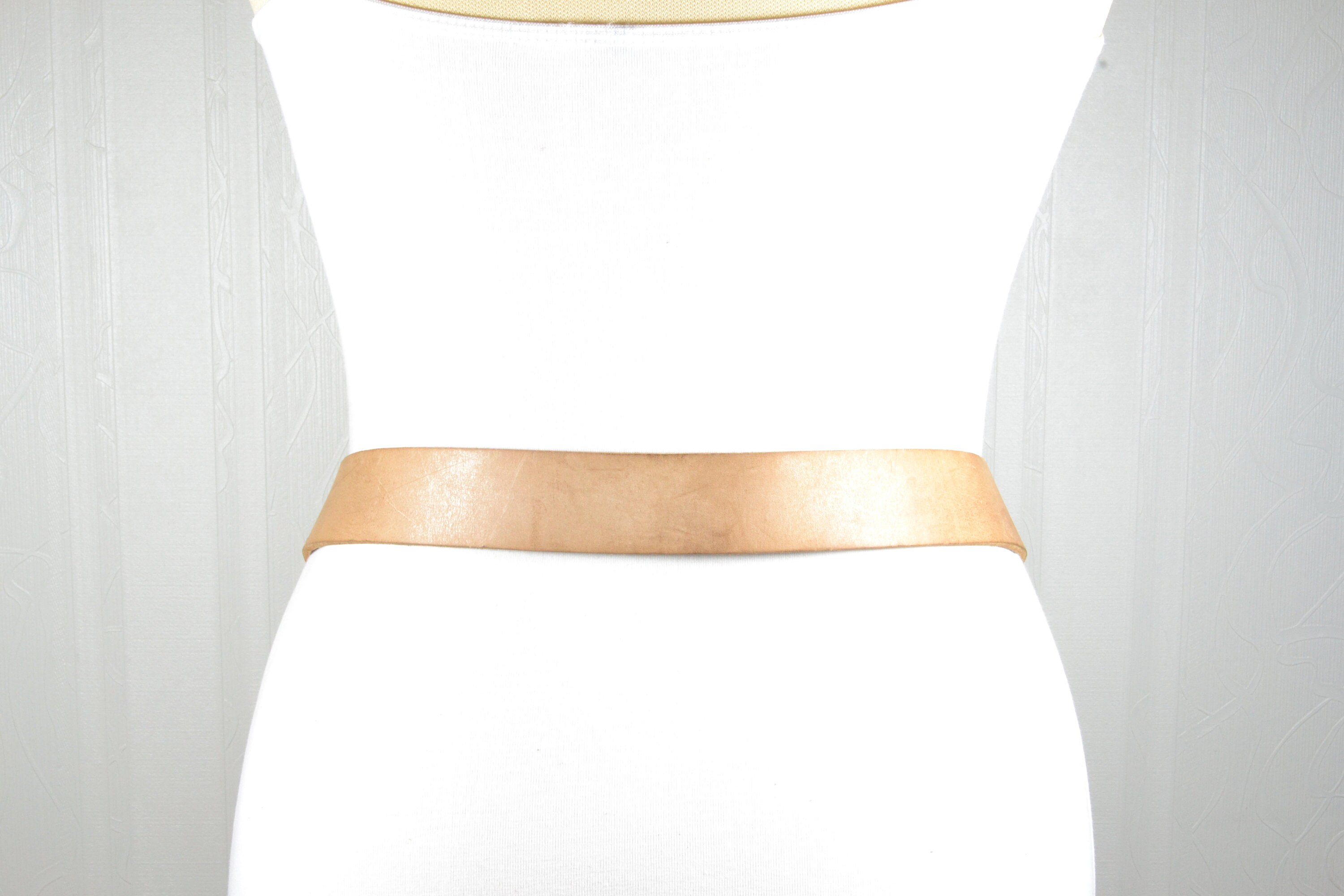 Vintage Wide Beige Leather Belt With Chunky Silver Studded  display picture 1
