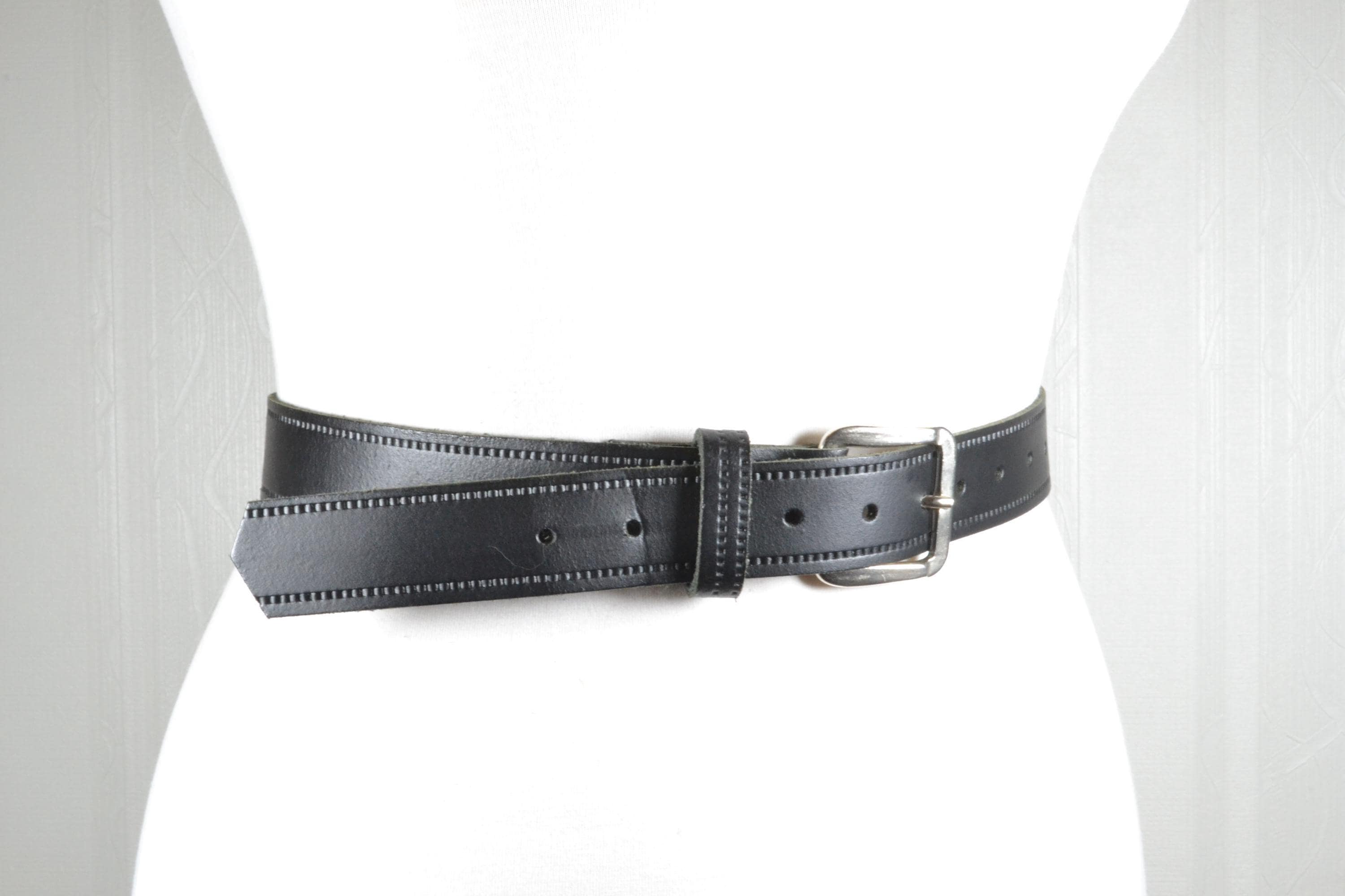 Vintage Black Leather Belt With Silver Buckle (47''/119 Cm
