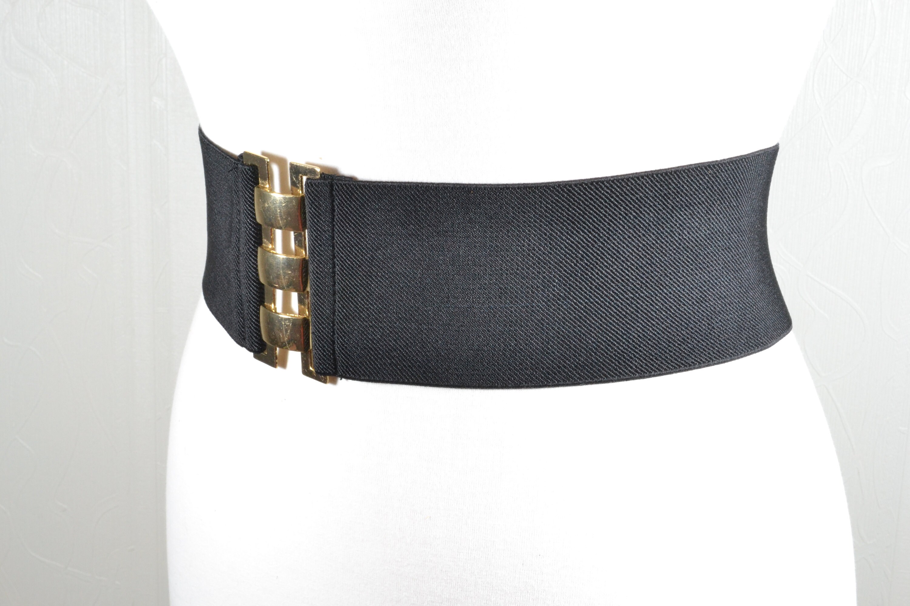 8685 Wide Elastic Stretch Vintage Antique Retro Buckle Belt (black Vintage 80s Black Wide Elastic Belt: Silver Interlocking  main image 4