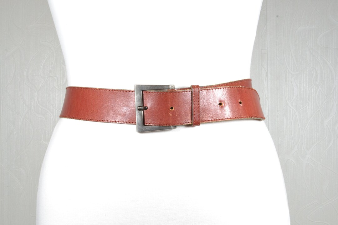 【cacharel】 BROWN LEATHER wide BELT Vintage Cacharel Brown Reptile Leather Tortoise Buckle Stud