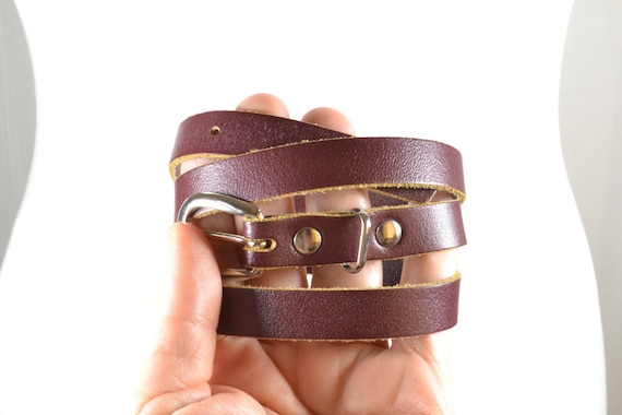 Vintage Burgundy Leather Skinny Belt, 90s Silver Buckle  display picture 1