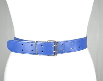 Cintura larga in pelle blu, fibbia argentata, cintura importante