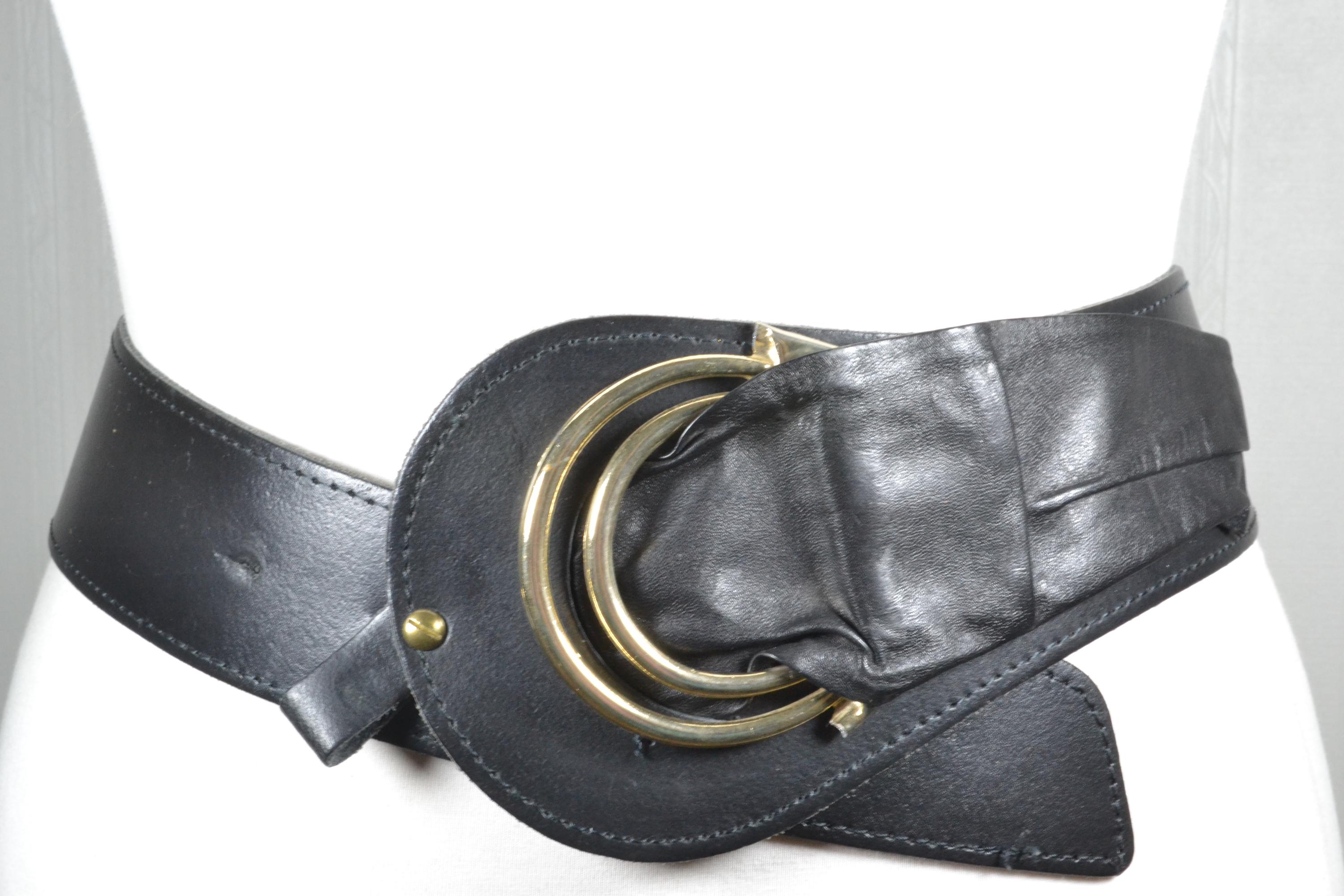 Vintage 80s Black Leather Corset Belt: Wide V-shaped Gothic  display picture 1