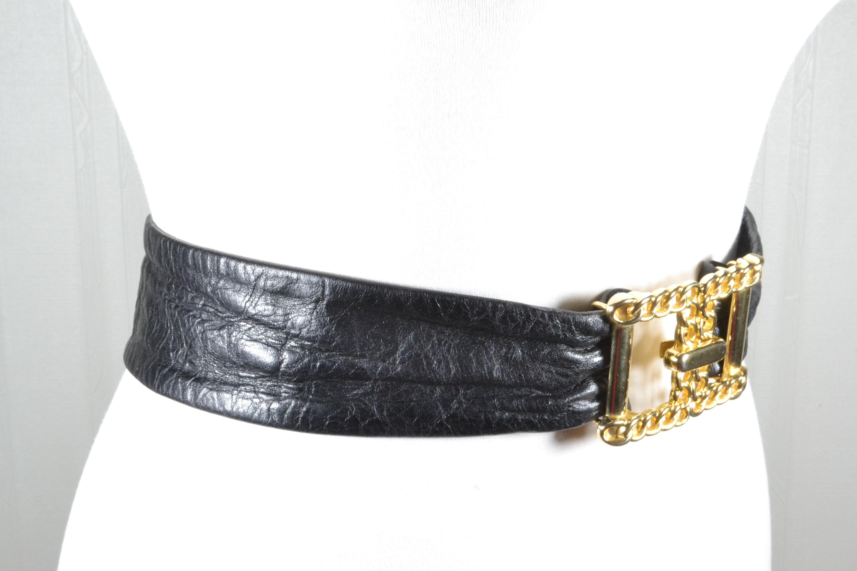 Vintage Black Leather Belt: Gold Chain Buckle, Elegant  display picture 3