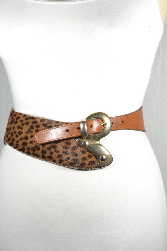 Vintage Wide Brown Leopard Print Fur and Leather Belt With  display picture 1