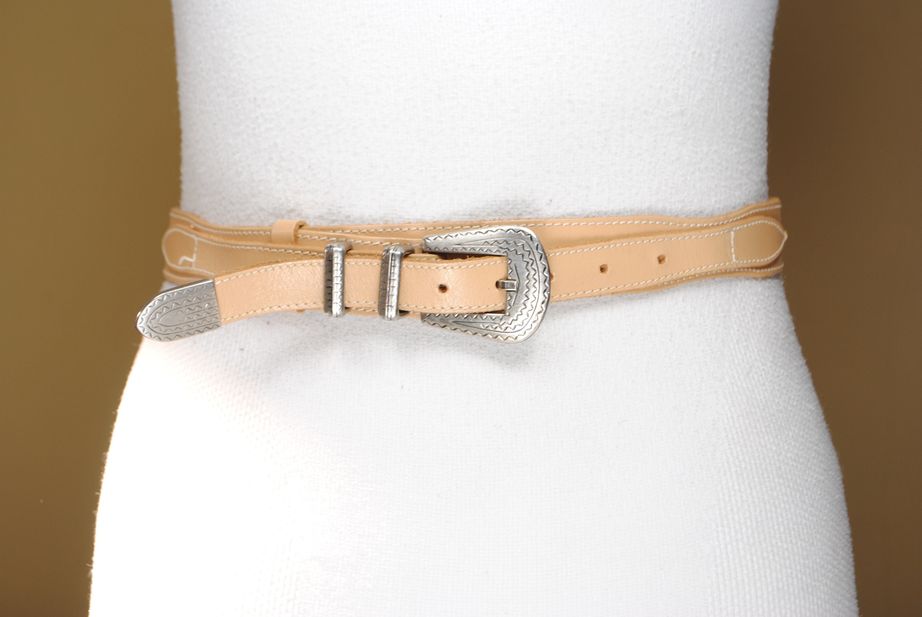 Vintage Beige Leather Ranger Belt With Silver Buckle (36 