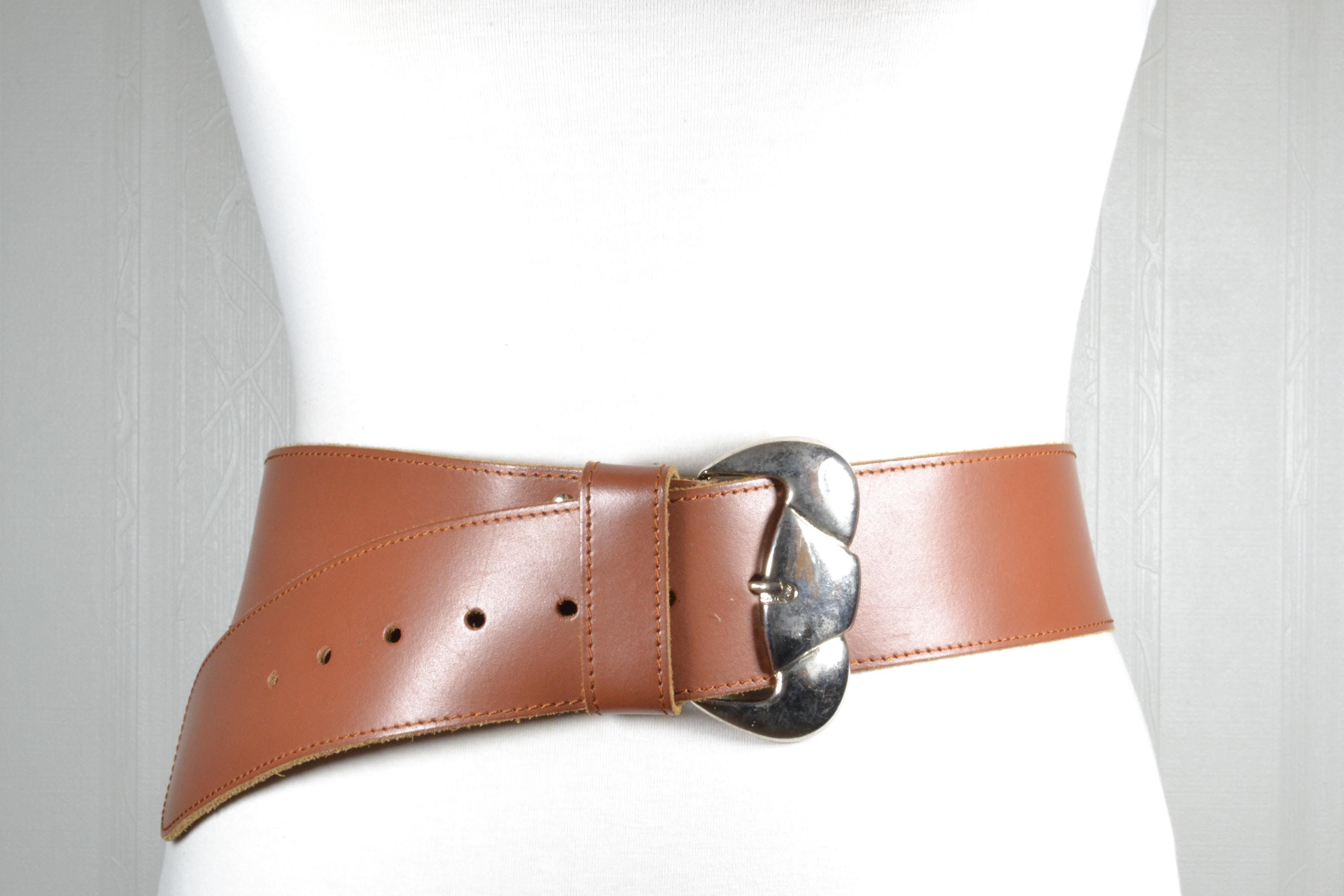 Wide Brown Leather Belt: Vintage Women