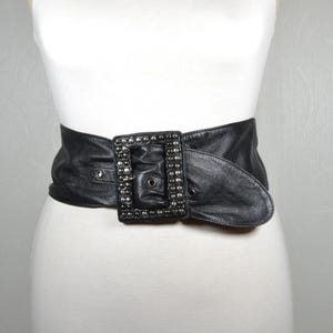 VTG 80s belt 35” black leather double loop silver big buckle waist Rough Suede Leather Black Belt Silver Buckle White Contrast  main image 4