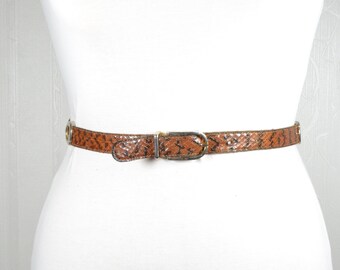 Chocolate Brown Leather Belt for women with Gold Buckle, Vintage Chain Belt 80s 24''-29''