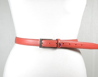 Cinturón fino de cuero rojo para mujer (110 cm)