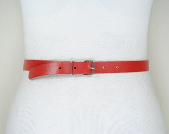 29”-33” TALBOTS Italian Skinny Red Leather Belt With Silver  display picture 3