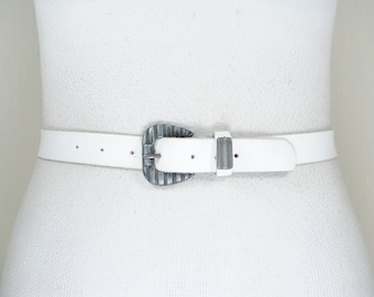 Vintage White Leather Belt: Ribbed Silver Buckle, Skinny Western Style