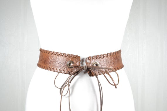 Vintage Brown Tooled Leather Corset Belt, Adjustable Lace-up  display picture 3