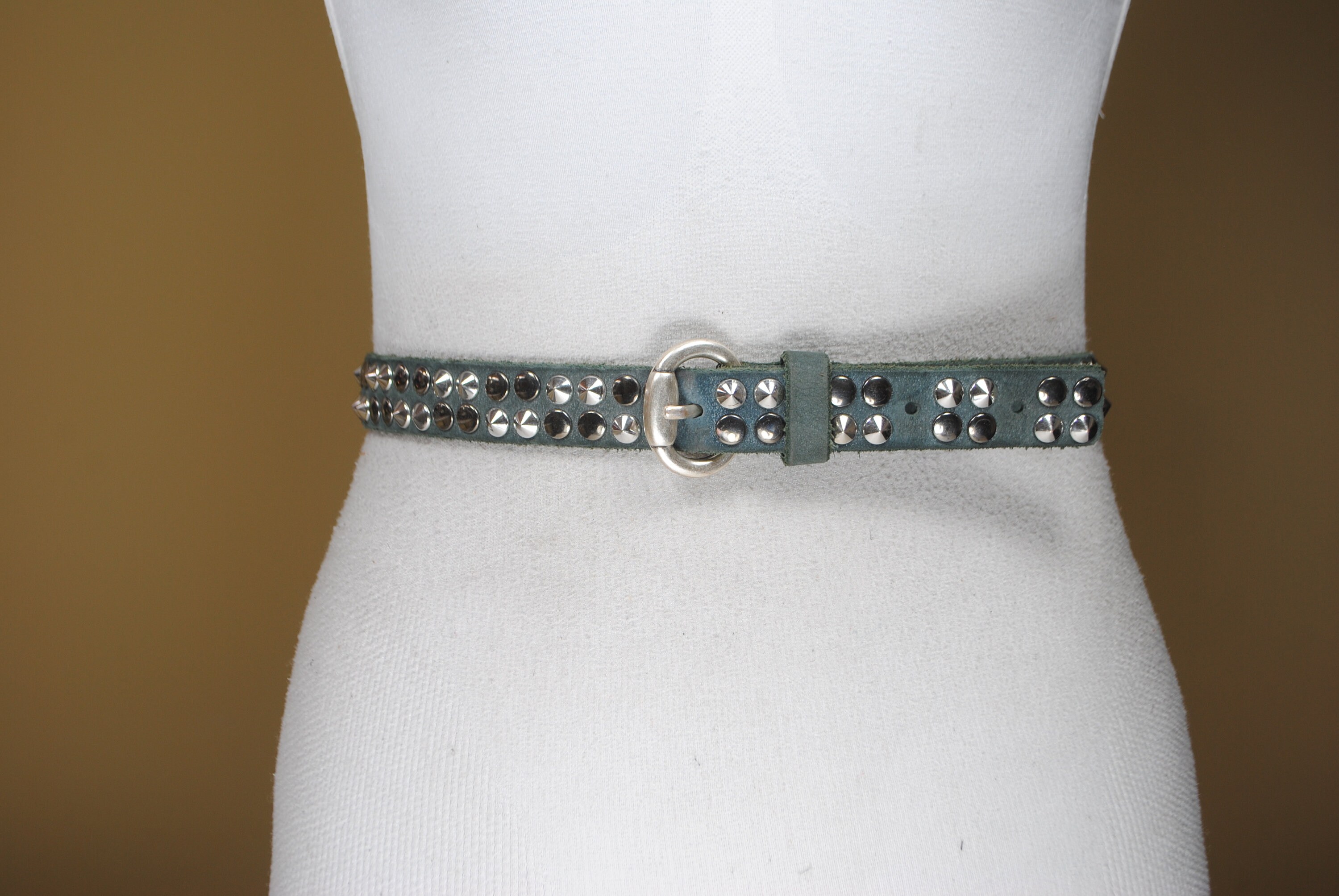 Gray Studded Belt: Vintage Women