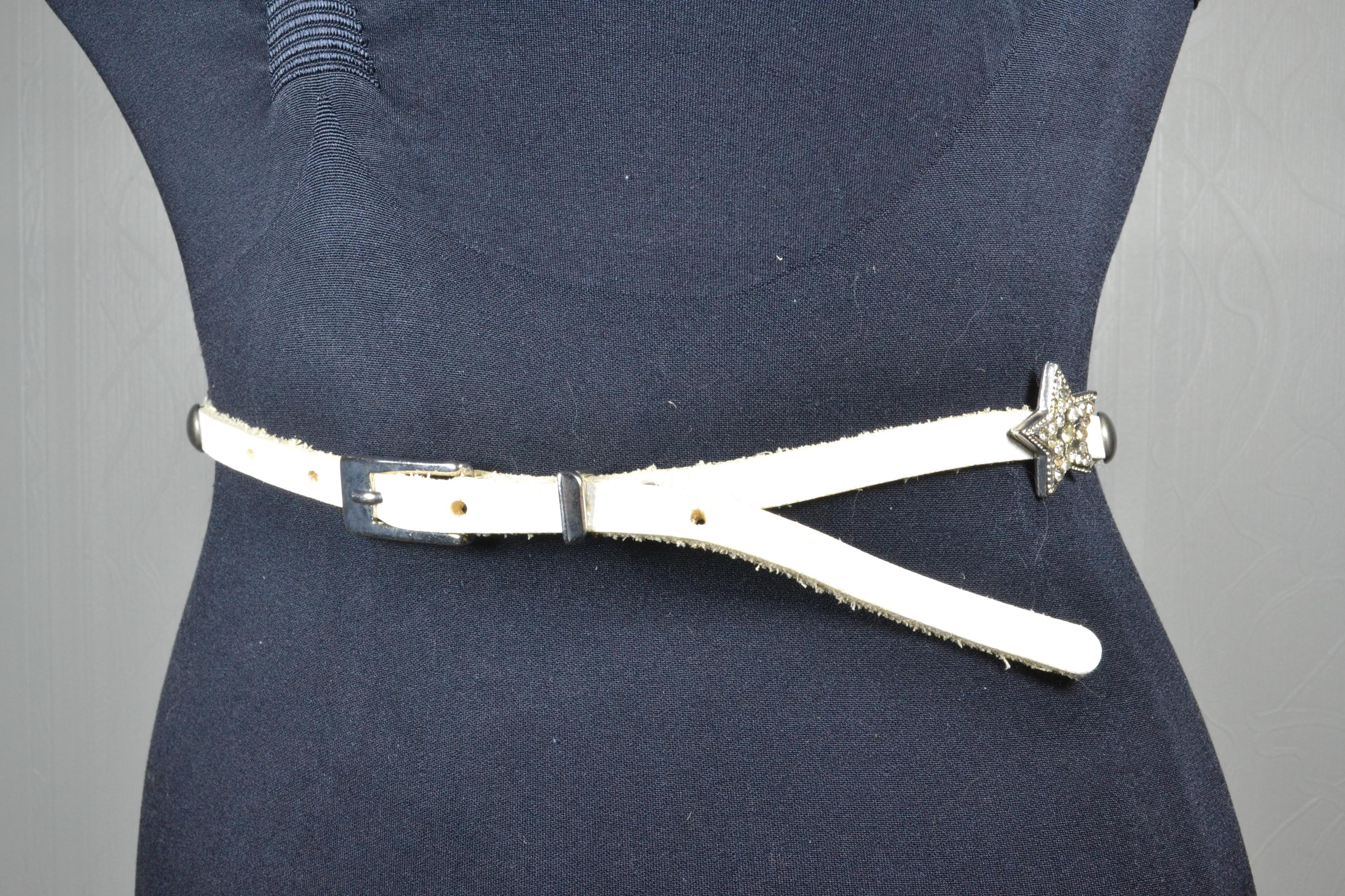 Leather  belt with star accent Punk Belt Gold Star Conchos Genuine Full Grain One Piece  main image 4