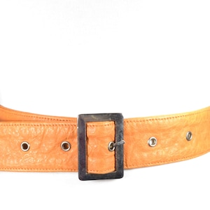 Breiter Orangefarbener Ledergürtel für Damen, Silberne Rechteckige Schnalle, Vintage Orange Taillengürtel im Western-Stil, Orangefarbener verstellbarer Passformgürtel