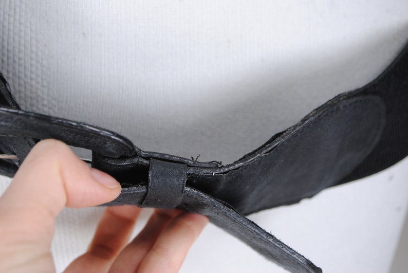 1980s 38/'/'-46/'/' Black wide stretch waist belt for women